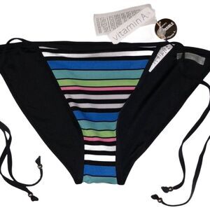 Vitamin‎ A Reversible String Bikini Bottom nwt